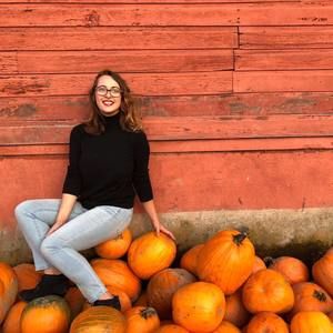 Meet your Posher, Paulina